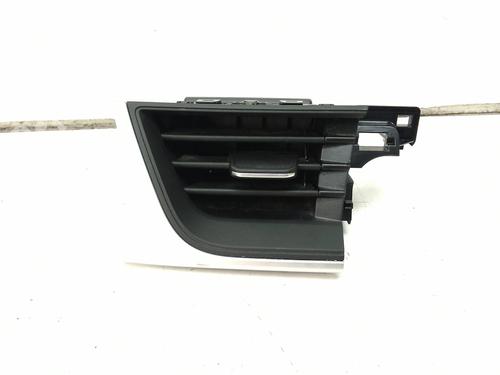 Used Air vent Air vent RENAULT CAPTUR II (HF_) TCe 140 (HFN0) (140 hp) 18596472 18596472