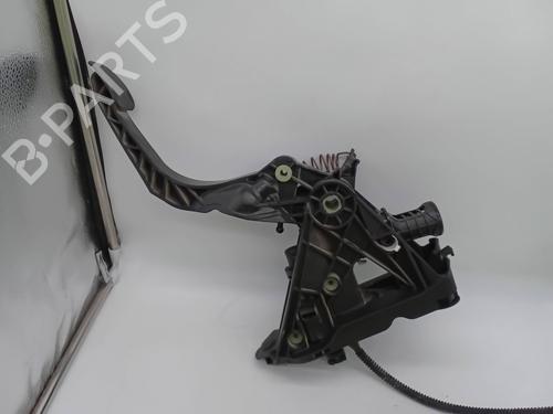 Used Clutch pedal SEAT LEON (5F1) 2.0 TDI (150 hp) 28146615