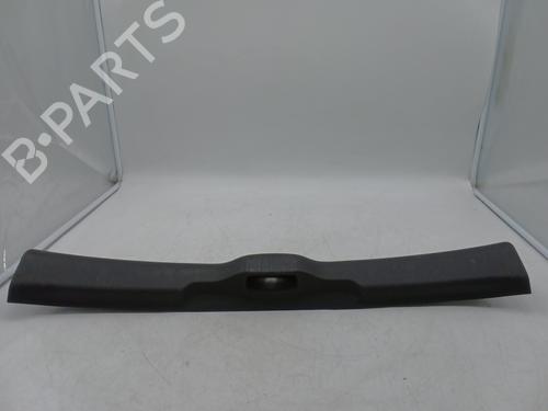 Used Tailgate trim CITROËN C4 CACTUS 1.2 THP 110 (110 hp) 29477236
