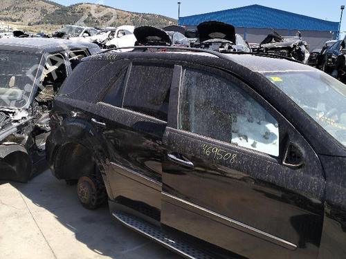 Used Rear left seatbelt MERCEDES-BENZ M-CLASS (W164) [2005-2012]  18738565