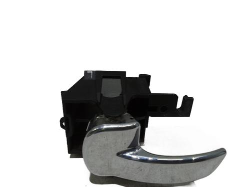 Used Front left interior door handle NISSAN NAVARA NP300 (D40) 2.5 dCi 4WD (171 hp) 33040750