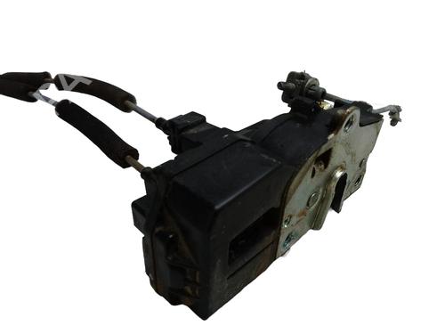 Used Rear right lock CHEVROLET CAPTIVA (C100, C140) 2.0 D 4WD (150 hp) 31063773