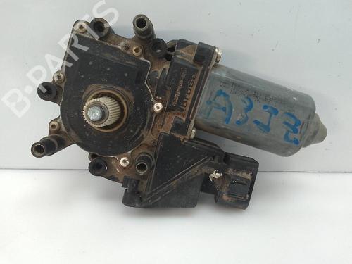 Used Left front window motor AUDI A4 B6 (8E2) 1.9 TDI (130 hp) 21783524