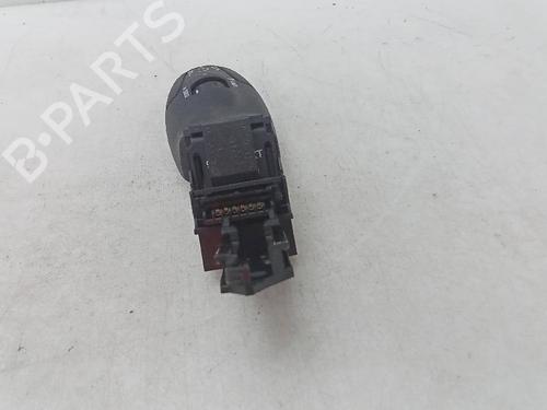 Used Switch Switch PEUGEOT 308 II (LB_, LP_, LW_, LH_, L3_) 1.6 HDi / BlueHDi 115 (115 hp) 19583056 19583056