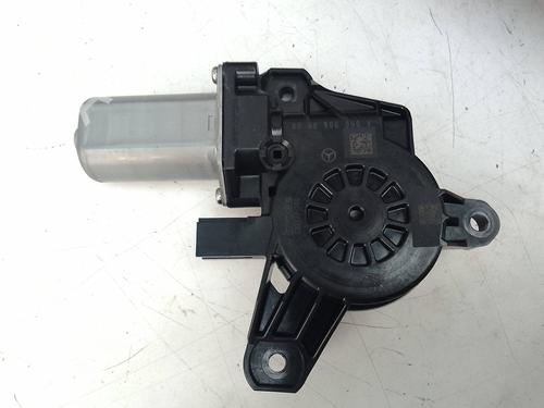 Used Left rear window motor Left rear window motor MERCEDES-BENZ A-CLASS (W177) A 180 d (177.003) (116 hp) 18585053 18585053