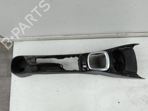 Middle console TOYOTA YARIS (_P13_) 1.3 (NSP130_, NSP130) | BP20115665I22 