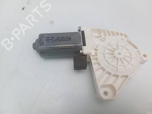 Left front window motor VW PASSAT B8 Variant (3G5, CB5) 2.0 TDI | BP21085092E21 