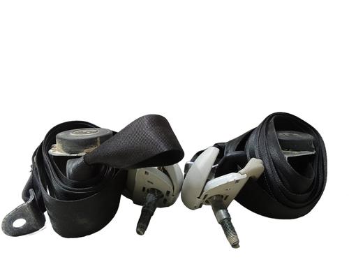 Used Rear right seatbelt Rear right seatbelt TOYOTA HILUX VII Pickup (_N1_, _N2_, _N3_) 2.5 D-4D 4WD (KUN25) (144 hp) 33841349 33841349