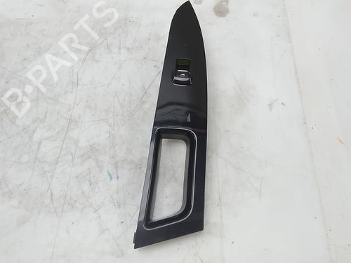 Used Right front window switch Right front window switch FORD MONDEO V Hatchback (CE) 2.0 TDCi (180 hp) 18826747 18826747