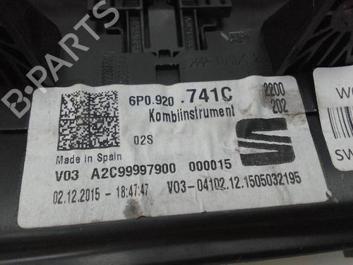 Used Instrument cluster SEAT IBIZA IV (6J5, 6P1) [2008-2017]  22309553