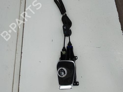 Used Gear lever Gear lever RENAULT CAPTUR II (HF_) TCe 140 (HFN0) (140 hp) 18596411 18596411