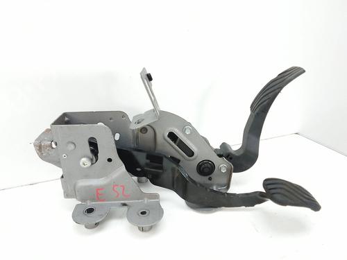 Used Pedal Pedal RENAULT MEGANE IV Hatchback (B9A/M/N_) 1.5 Blue dCi 115 (B9A6) (116 hp) 18582535 18582535
