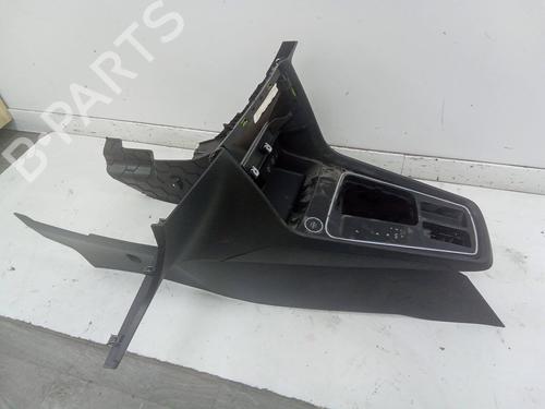 Mittelkonsole SEAT LEON (5F1) 2.0 TDI (150 hp) 28150612