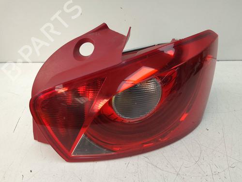 Used Right taillight Right taillight 21678611 21678611