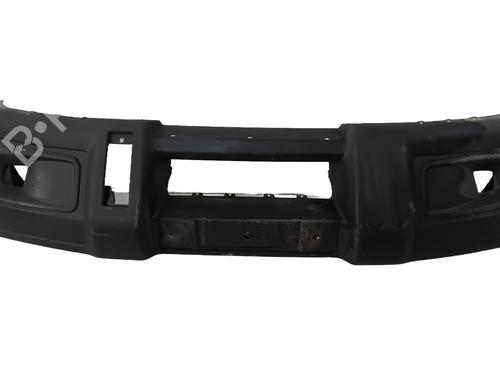 Used Front bumper LAND ROVER DISCOVERY II (L318) 2.5 Td5 4x4 (139 hp) 31876769