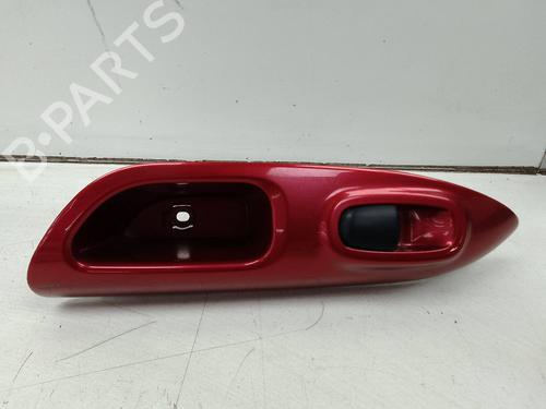 Comutador vidro trás esquerdo Comutador vidro trás esquerdo NISSAN JUKE (F15) 1.5 dCi (110 hp) 18737721 18737721