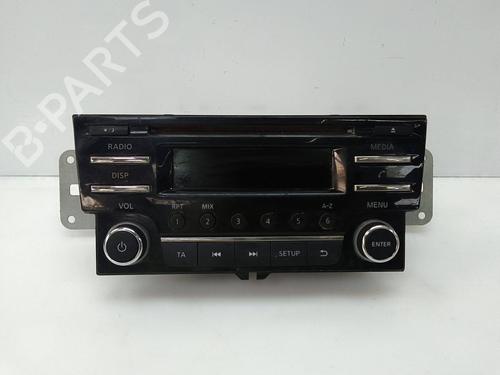 Used Radio Radio 21258761 21258761