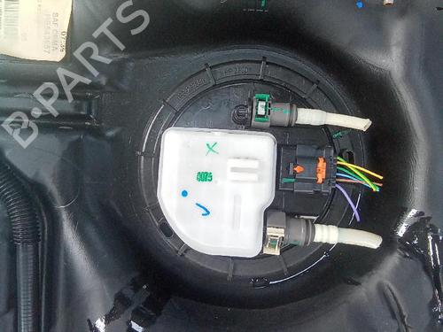 Bensintank BMW 1 (F21) 116 d (116 hp) 18574945