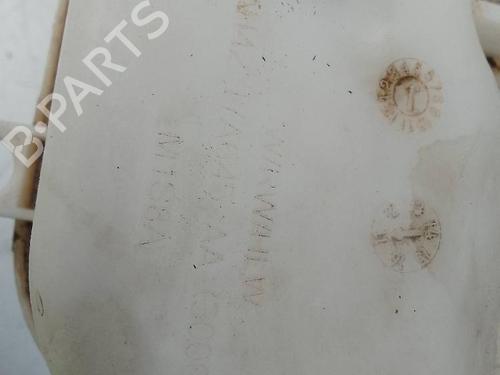Used Windscreen washer tank LAND ROVER RANGE ROVER III (L322) 5.0 4x4 (375 hp) 18907947
