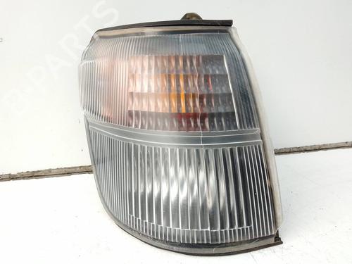 Blinklys foran høyre MITSUBISHI PAJERO CLASSIC (V2_W, V6_W, V7_W) 2.5 TD (V24W) (115 hp) 26054491