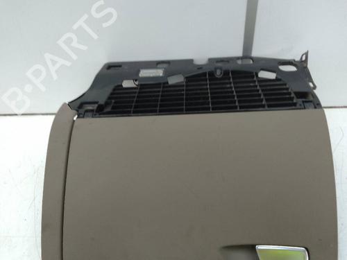 Used Glove box AUDI A5 (8T3) 1.8 TFSI (160 hp) 19082291