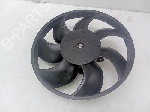 Used Radiator fan Radiator fan 18579221 18579221