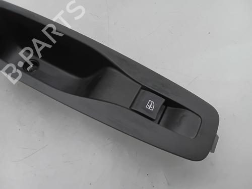 Right rear window switch RENAULT KADJAR (HA_, HL_) 1.3 TCe 140 (HLNB, HLN1) | BP29994857I28 