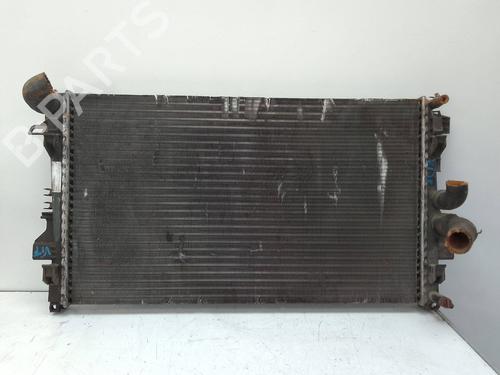 Used Water radiator Water radiator 19105640 19105640
