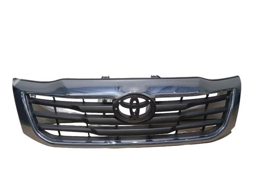 Used Grille Grille TOYOTA HILUX VII Pickup (_N1_, _N2_, _N3_) 2.5 D-4D 4WD (KUN25) (144 hp) 33651168 33651168
