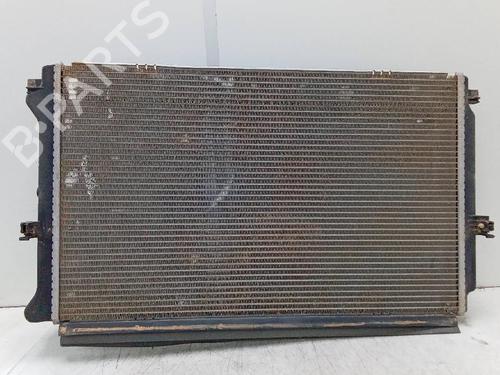 Used Water radiator SKODA SUPERB II (3T4) [2008-2015]  26173170