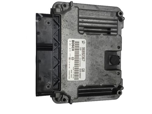 Used Engine control unit (ECU) CHEVROLET CAPTIVA (C100, C140) 2.0 D 4WD (150 hp) 31274633