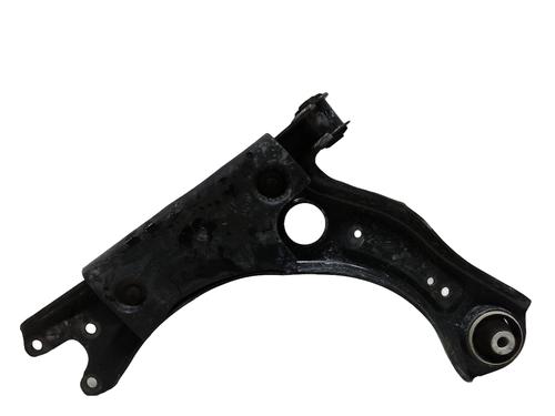 Venstre fortil bærearm SEAT IBIZA V (KJ1, KJG) 1.0 TSI (116 hp) 33163593