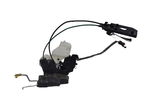 front-right-lock-kia-carnival-grand-carnival-iii-vq-2005-2006-2007-2008-2009-2010-2011-2012-2013-2014-2015-30195485 main image