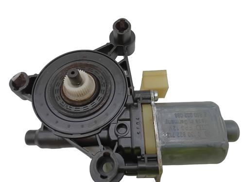 Rudehejsemotor forskærm højre AUDI A3 Sportback (8VA, 8VF) 2.0 TDI | BP30051439E20 