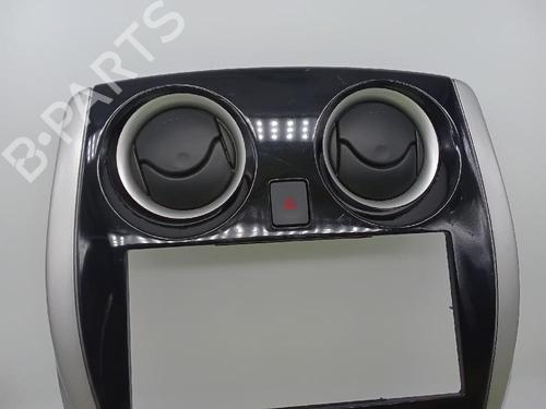 Used Air vent NISSAN NOTE (E12) 1.5 dCi (90 hp) 26051984