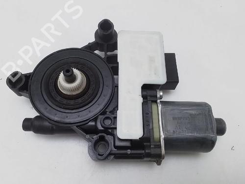 Rudehejsemotor bagstkærm højre VW GOLF VII (5G1, BQ1, BE1, BE2) [2012-2021]  27648788