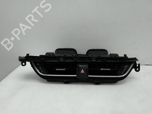air-vent-toyota-c-hr-_x1_-2016-23559405 main image