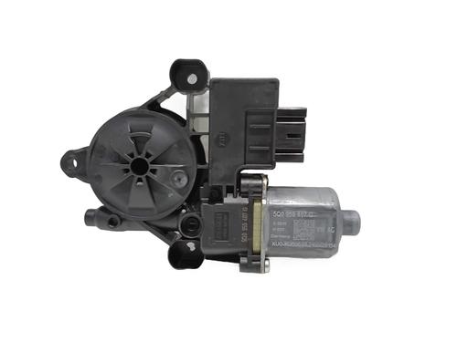 Used Right rear window motor Right rear window motor VW GOLF VIII (CD1, DA1) 2.0 TDI (116 hp) 36261808 36261808