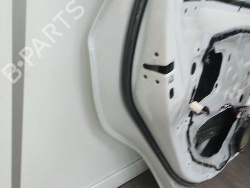 Used Left rear door TOYOTA YARIS (_P13_) 1.5 (NSP131_) (112 hp) 20503698