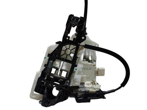 Front right lock VW PASSAT B6 Variant (3C5) 2.0 TDI 16V | BP32233202C97