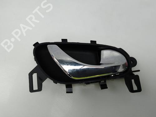 Used Front right interior door handle Front right interior door handle 23032468 23032468