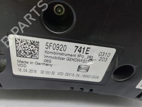 Used Instrument cluster SEAT LEON ST (5F8) [2012-2020]  26306421