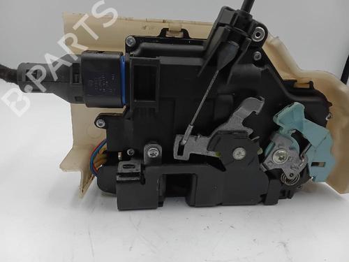 Used Front right lock VW TOURAN (1T3) 1.6 TDI (105 hp) 25811802