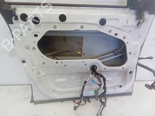 Used Left front door LAND ROVER RANGE ROVER EVOQUE (L538) 2.2 D 4x4 (150 hp) 18580178