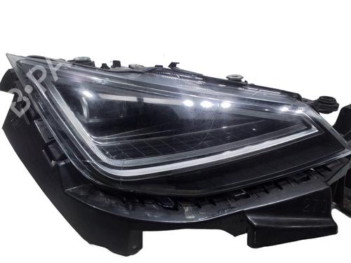 Used Right headlight SEAT IBIZA V (KJ1, KJG) 1.0 TSI (116 hp) 32020764