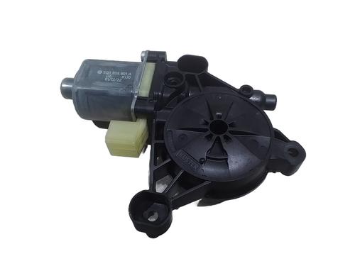 Used Right front window motor VW GOLF VIII (CD1, DA1) 2.0 GTI (245 hp) 31967876