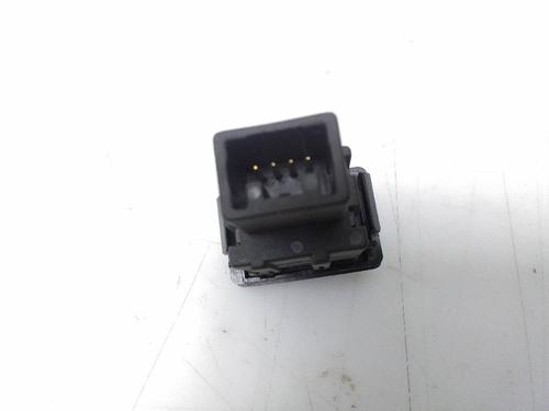 Used Headlight switch TOYOTA YARIS (_P13_) 1.5 (NSP131_) (112 hp) 18596151