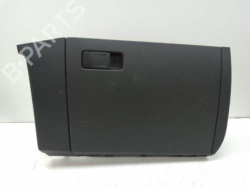 Glove box VW POLO VI (AW1, BZ1, AE1) 1.0 MPi 2g1857097a