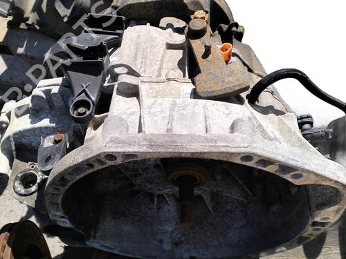 Used Gearbox Gearbox RENAULT MASTER III Van (FV) 2.3 dCi 125 FWD (FV0C, FV0D, FV0G, FV0H, FV0J, FV0K,... (125 hp) 26052975 26052975