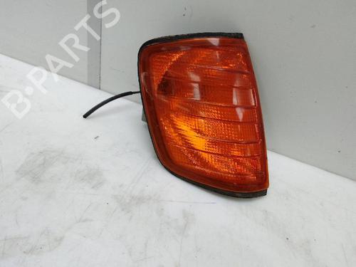Right front indicator MERCEDES-BENZ E-CLASS (W124) E 300 Turbo-D (124.133) | BP18583640C33 